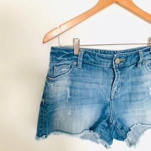The Limited Ripped, raw hem Jean Shorts size 10